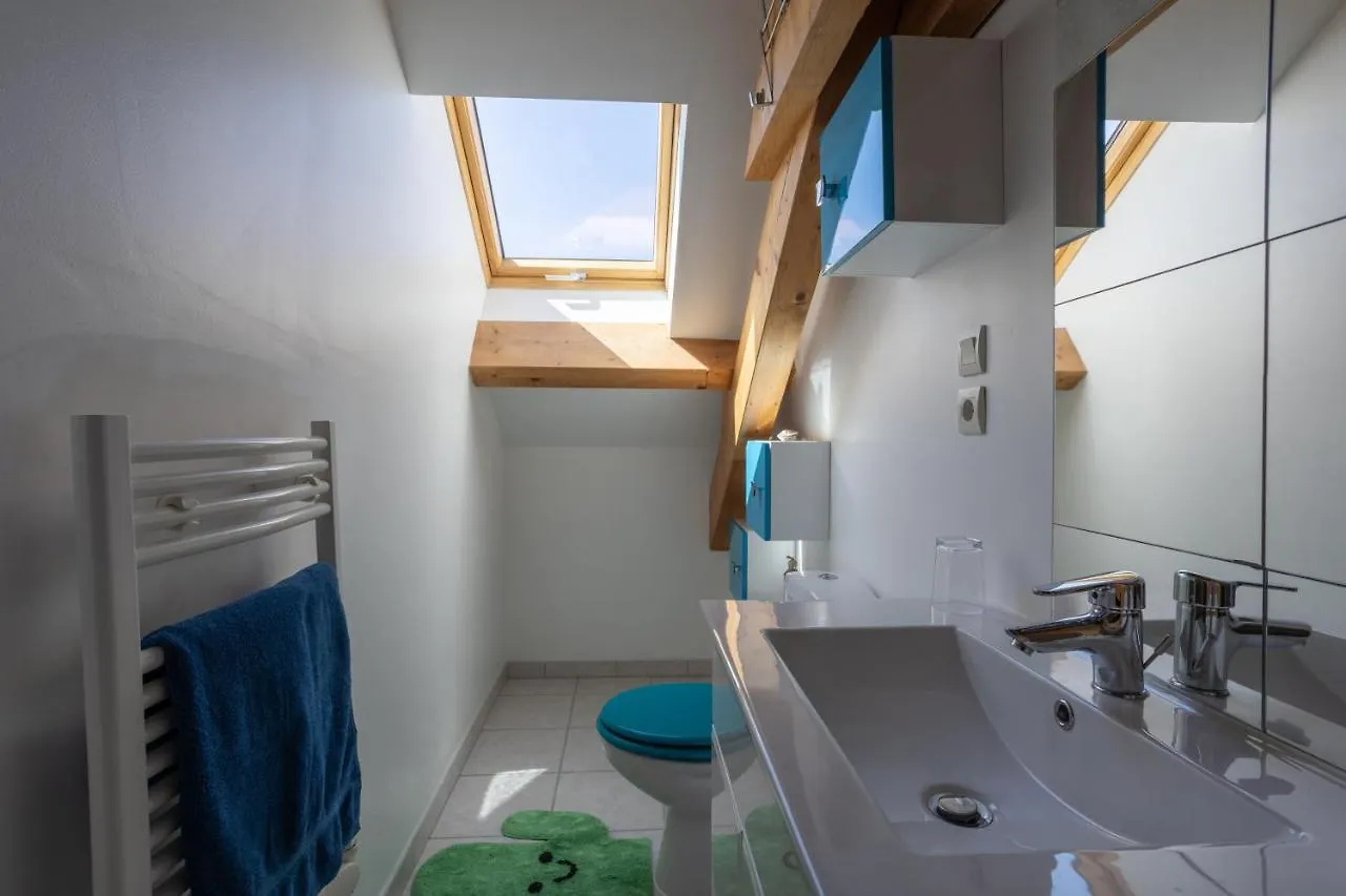 Linessa Apartment Embrun 0*,